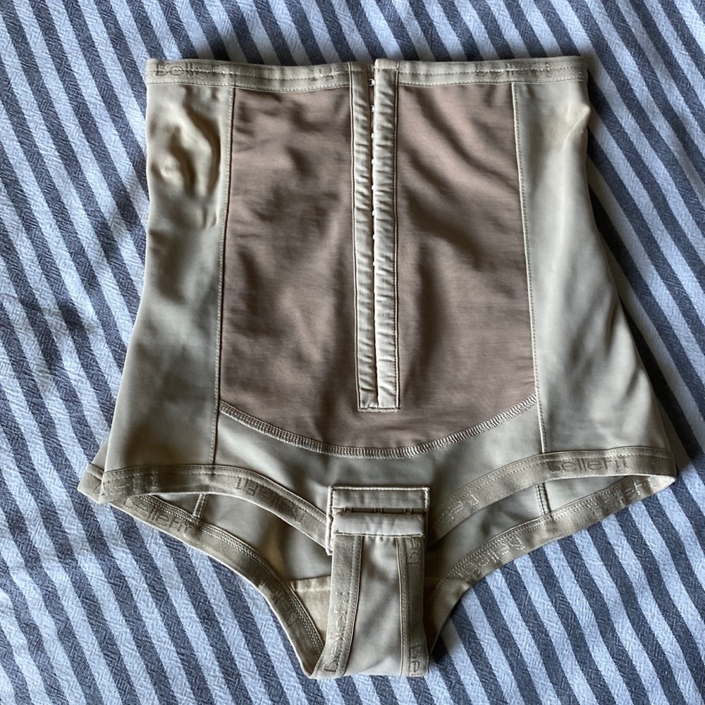 Postpartum girdle